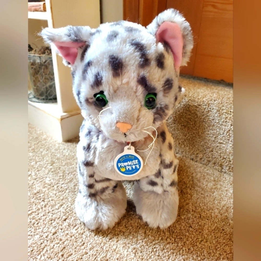 Build A Bear Promise Pets Ocicat gray/black spotted kitten. 12"